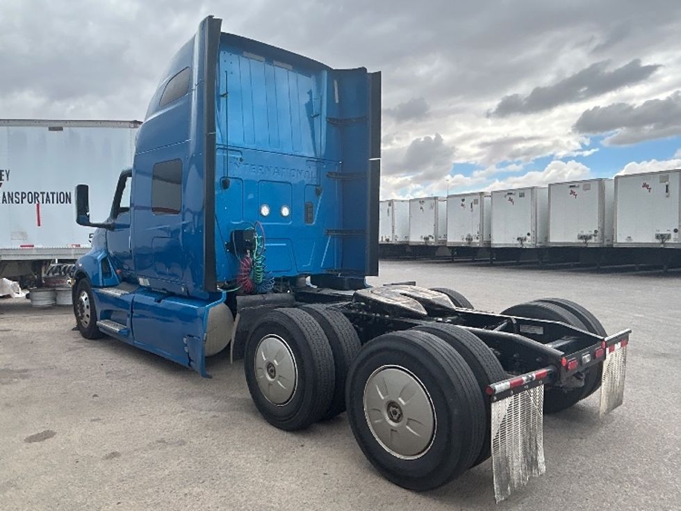 Sleeper Tractor-Heavy Duty Tractors-International-2021-LT625-El Paso-TX-684,720\n\t\tmiles-$ 31,250 - Image 5