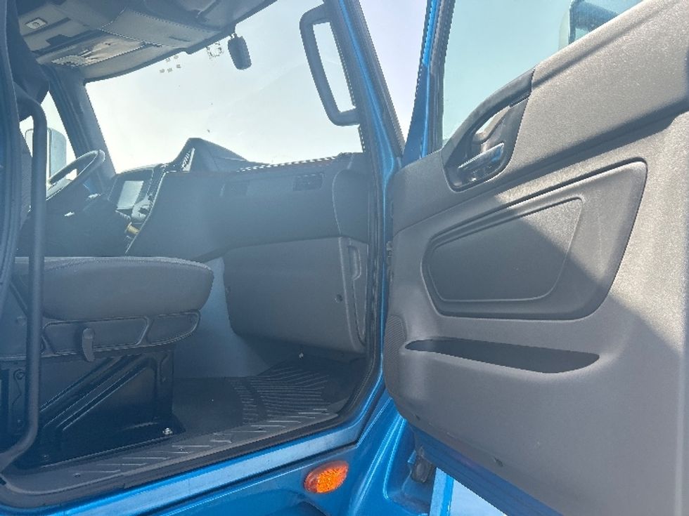 Sleeper Tractor-Heavy Duty Tractors-International-2021-LT625-El Paso-TX-685,676\n\t\tmiles-$ 33,250 - Image 13