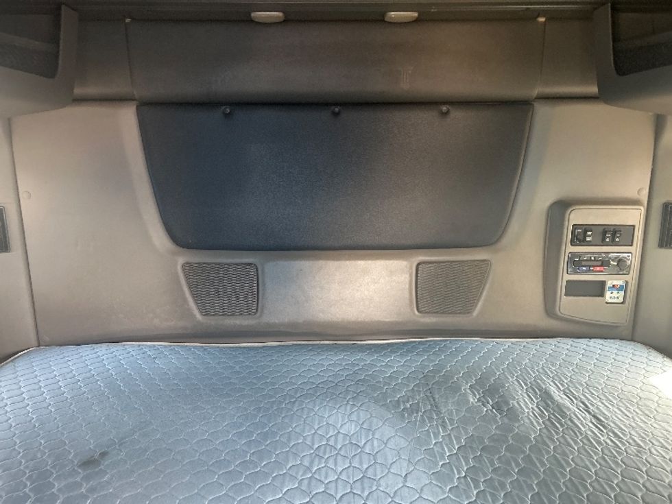 Sleeper Tractor-Heavy Duty Tractors-International-2021-LT625-El Paso-TX-685,676\n\t\tmiles-$ 33,250 - Image 16