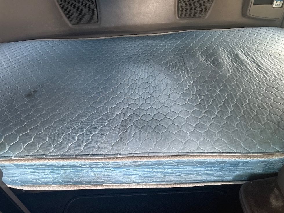 Sleeper Tractor-Heavy Duty Tractors-International-2021-LT625-El Paso-TX-685,676\n\t\tmiles-$ 33,250 - Image 17