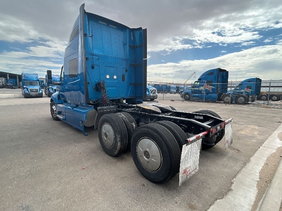 Sleeper Tractor-Heavy Duty Tractors-International-2021-LT625-El Paso-TX-686,587\n\t\tmiles-$ 32,000 - Image 5