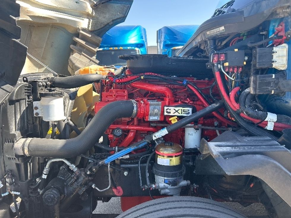 Sleeper Tractor-Heavy Duty Tractors-International-2021-LT625-El Paso-TX-687,129\n\t\tmiles-$ 27,750 - Image 21