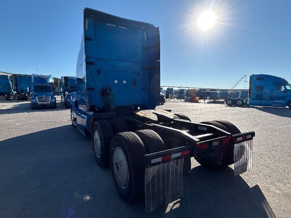 Sleeper Tractor-Heavy Duty Tractors-International-2021-LT625-El Paso-TX-698,324\n\t\tmiles-$ 32,750 - Image 5
