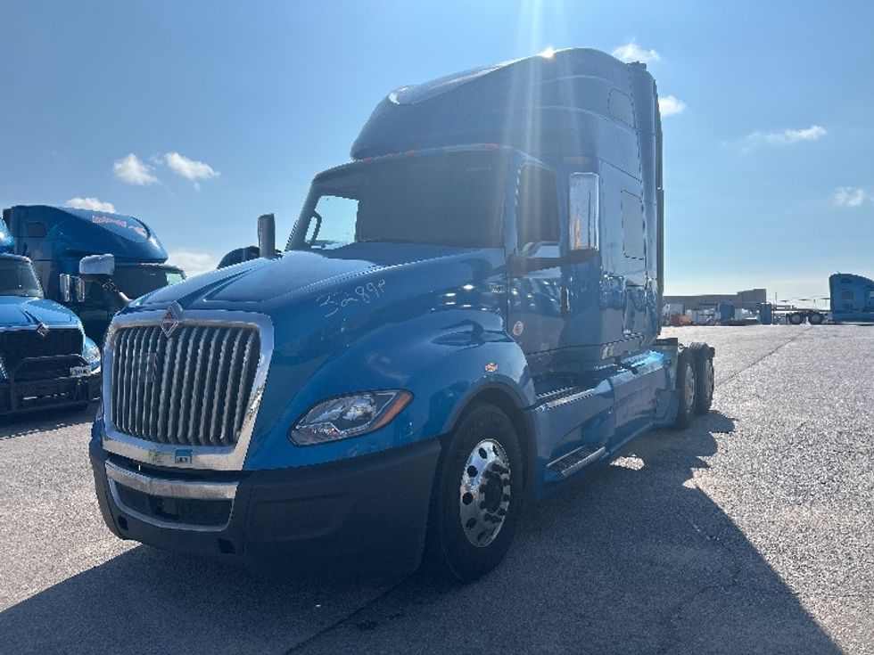 Sleeper Tractor-Heavy Duty Tractors-International-2021-LT625-El Paso-TX-699,836\n\t\tmiles-$ 31,500 - Image 3