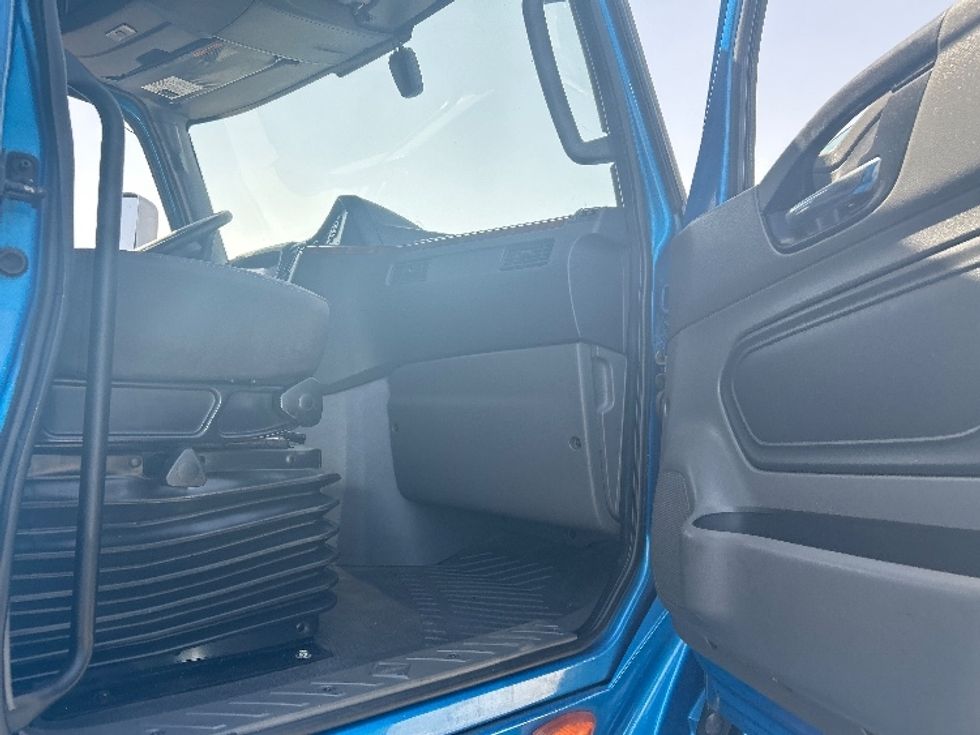 Sleeper Tractor-Heavy Duty Tractors-International-2021-LT625-El Paso-TX-704,843\n\t\tmiles-$ 33,250 - Image 13