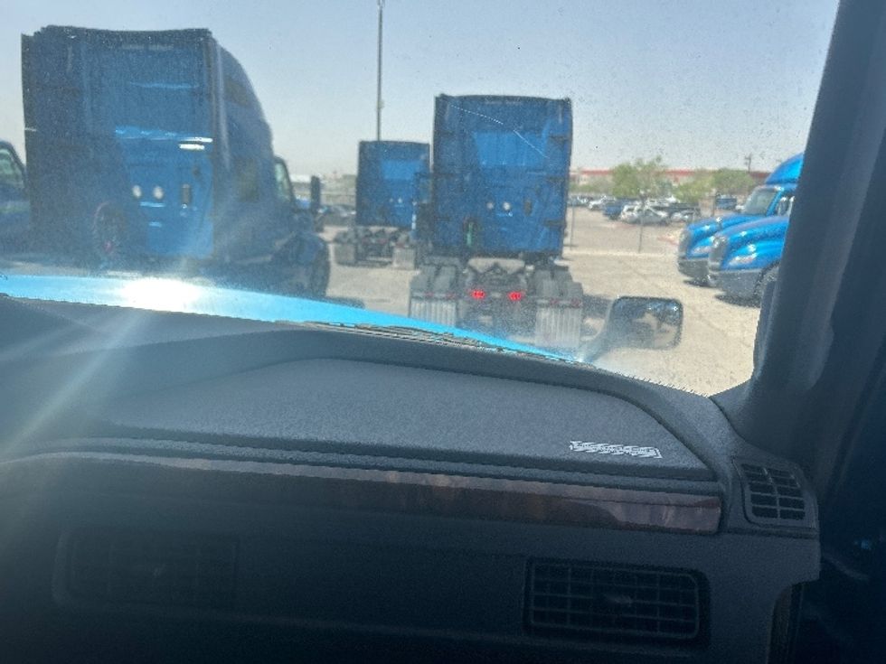 Sleeper Tractor-Heavy Duty Tractors-International-2021-LT625-El Paso-TX-704,843\n\t\tmiles-$ 33,250 - Image 14