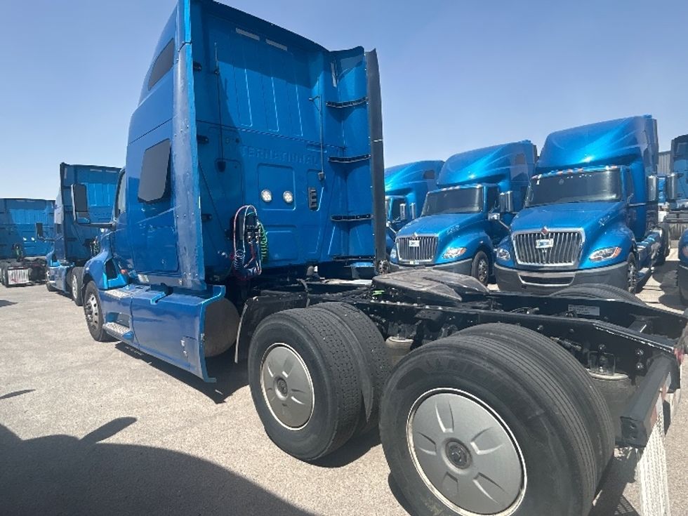 Sleeper Tractor-Heavy Duty Tractors-International-2021-LT625-El Paso-TX-717,116\n\t\tmiles-$ 33,250 - Image 5