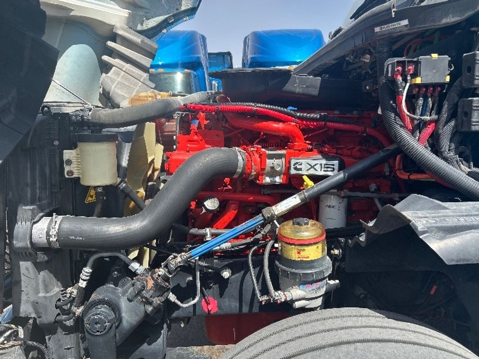 Sleeper Tractor-Heavy Duty Tractors-International-2021-LT625-El Paso-TX-718,393\n\t\tmiles-$ 33,250 - Image 21