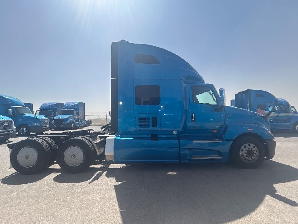Sleeper Tractor-Heavy Duty Tractors-International-2021-LT625-El Paso-TX-718,393\n\t\tmiles-$ 33,250 - Image 8