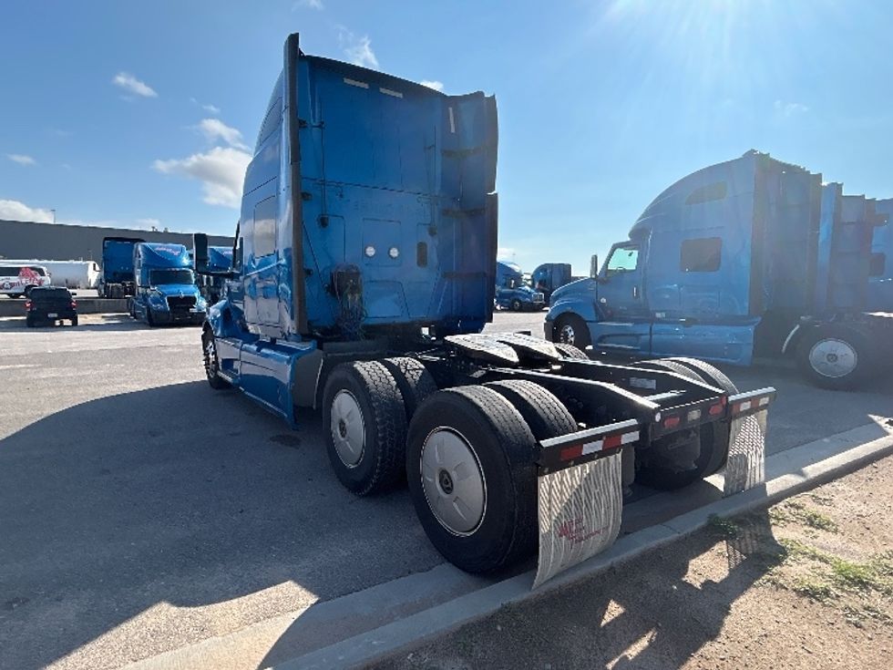 Sleeper Tractor-Heavy Duty Tractors-International-2021-LT625-El Paso-TX-719,265\n\t\tmiles-$ 31,500 - Image 5