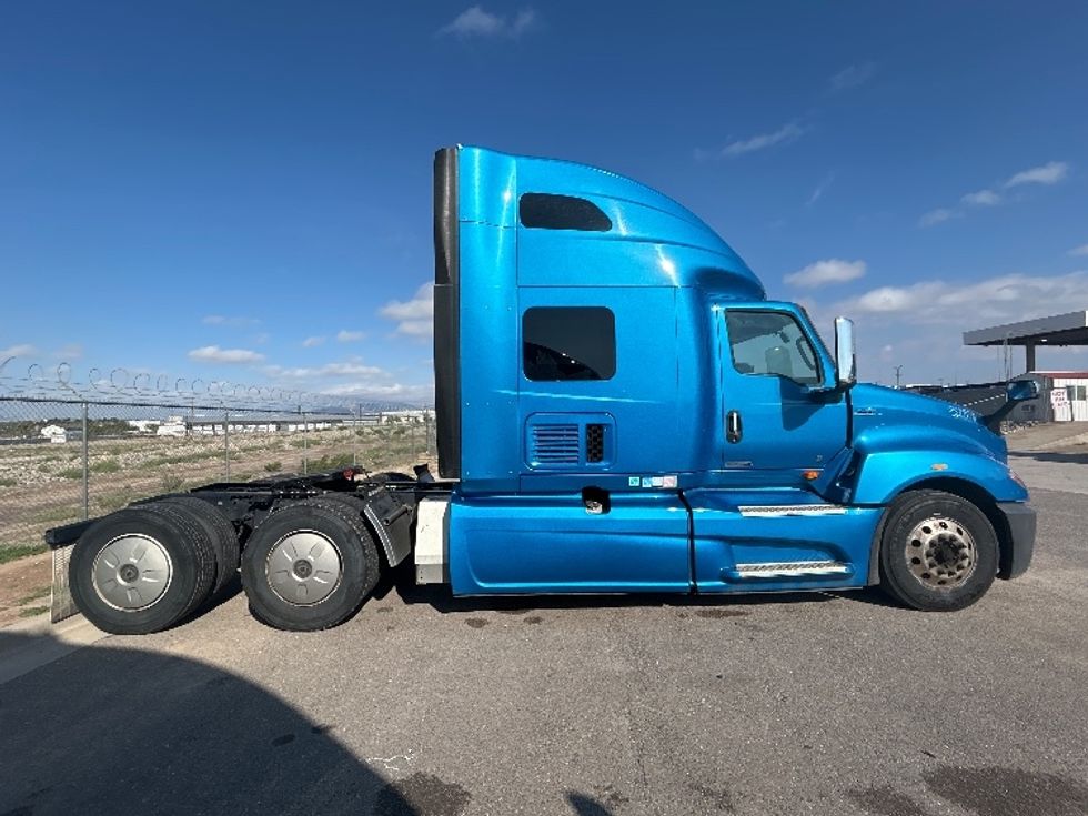 Sleeper Tractor-Heavy Duty Tractors-International-2021-LT625-El Paso-TX-719,265\n\t\tmiles-$ 31,500 - Image 8