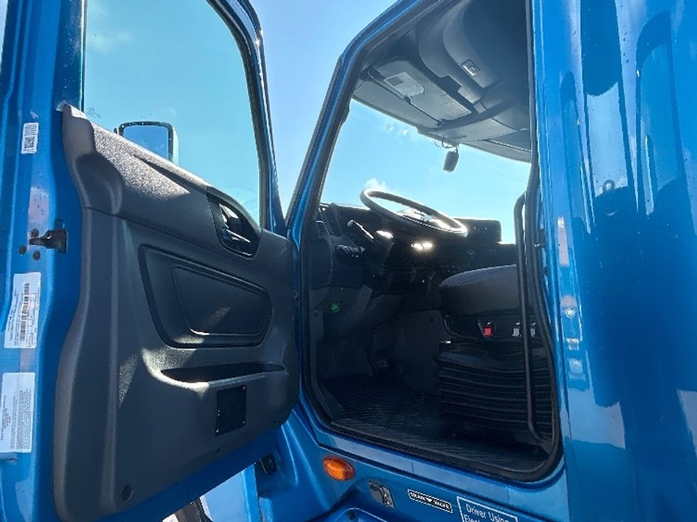 Sleeper Tractor-Heavy Duty Tractors-International-2021-LT625-El Paso-TX-719,265\n\t\tmiles-$ 31,500 - Image 9