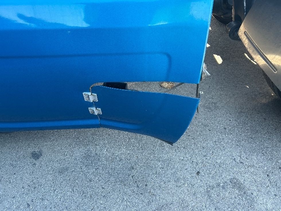 Sleeper Tractor-Heavy Duty Tractors-International-2021-LT625-El Paso-TX-721,593\n\t\tmiles-$ 33,250 - Image 22