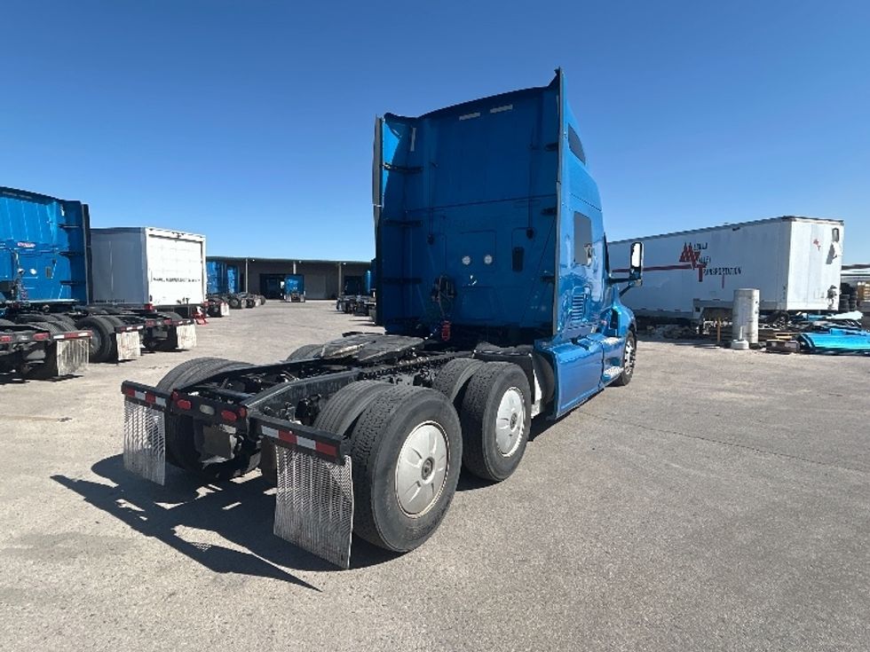 Sleeper Tractor-Heavy Duty Tractors-International-2021-LT625-El Paso-TX-721,593\n\t\tmiles-$ 33,250 - Image 7