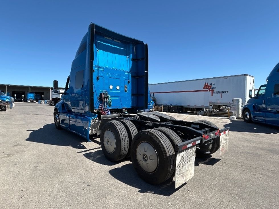 Sleeper Tractor-Heavy Duty Tractors-International-2021-LT625-El Paso-TX-727,015\n\t\tmiles-$ 33,250 - Image 5