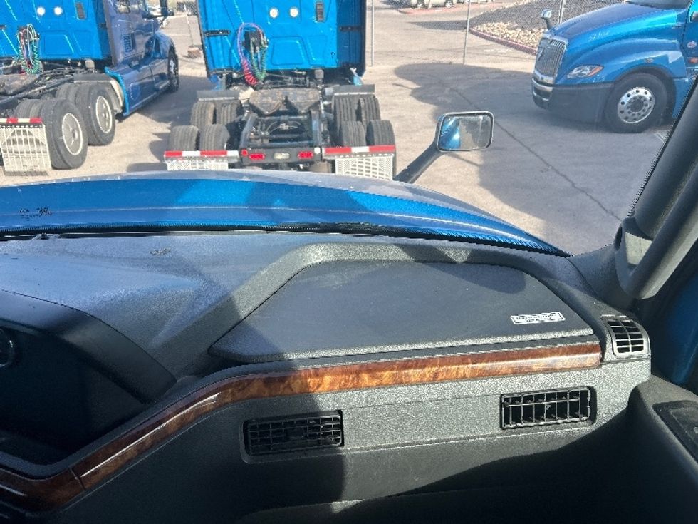 Sleeper Tractor-Heavy Duty Tractors-International-2021-LT625-El Paso-TX-727,158\n\t\tmiles-$ 32,500 - Image 14