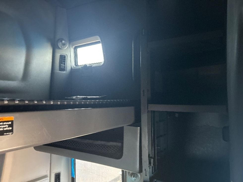 Sleeper Tractor-Heavy Duty Tractors-International-2021-LT625-El Paso-TX-727,158\n\t\tmiles-$ 32,500 - Image 18