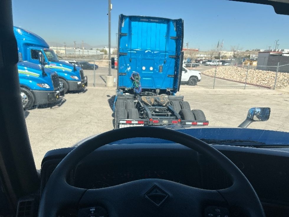 Sleeper Tractor-Heavy Duty Tractors-International-2021-LT625-El Paso-TX-728,977\n\t\tmiles-$ 27,750 - Image 11