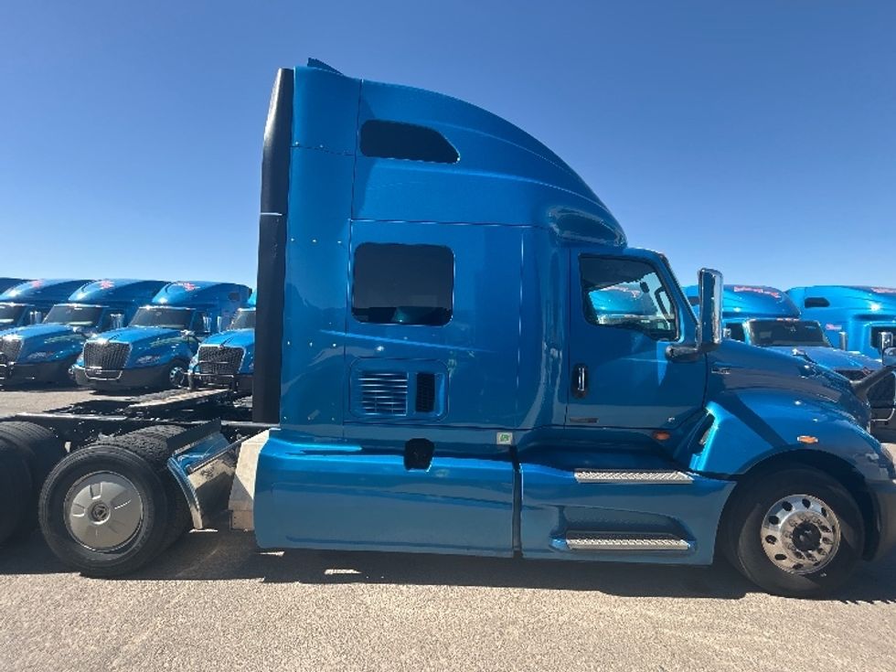 Sleeper Tractor-Heavy Duty Tractors-International-2021-LT625-El Paso-TX-728,977\n\t\tmiles-$ 27,750 - Image 8