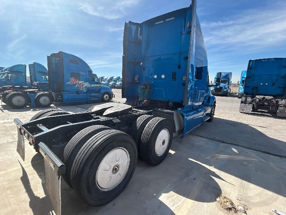 Sleeper Tractor-Heavy Duty Tractors-International-2021-LT625-El Paso-TX-729,262\n\t\tmiles-$ 27,750 - Image 7