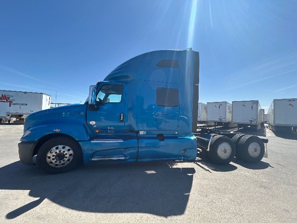 Sleeper Tractor-Heavy Duty Tractors-International-2021-LT625-El Paso-TX-732,465\n\t\tmiles-$ 34,250 - Image 4