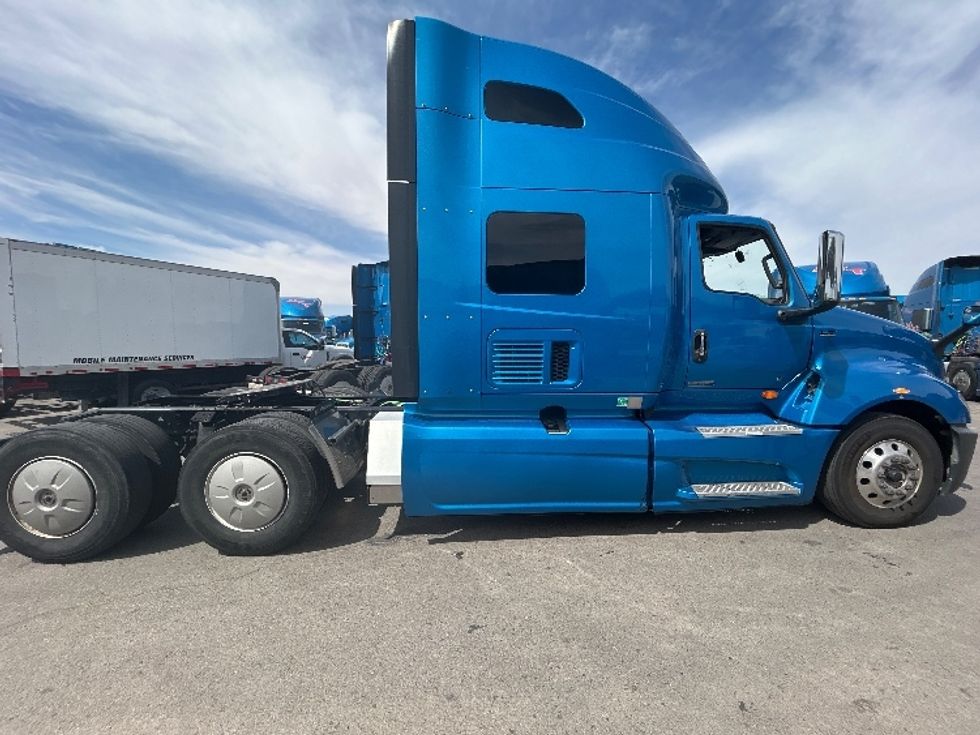 Sleeper Tractor-Heavy Duty Tractors-International-2021-LT625-El Paso-TX-733,897\n\t\tmiles-$ 33,500 - Image 8