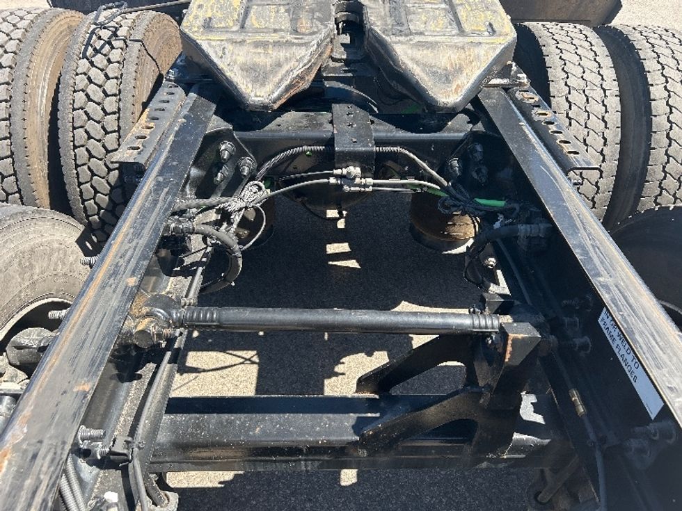 Sleeper Tractor-Heavy Duty Tractors-International-2021-LT625-El Paso-TX-738,830\n\t\tmiles-$ 33,250 - Image 6