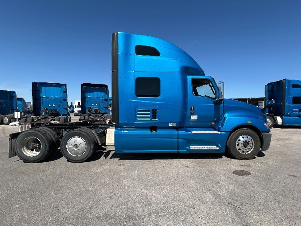 Sleeper Tractor-Heavy Duty Tractors-International-2021-LT625-El Paso-TX-738,830\n\t\tmiles-$ 33,250 - Image 8