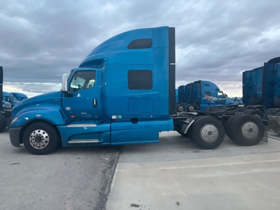 Sleeper Tractor-Heavy Duty Tractors-International-2021-LT625-El Paso-TX-743,804\n\t\tmiles-$ 28,500 - Image 4