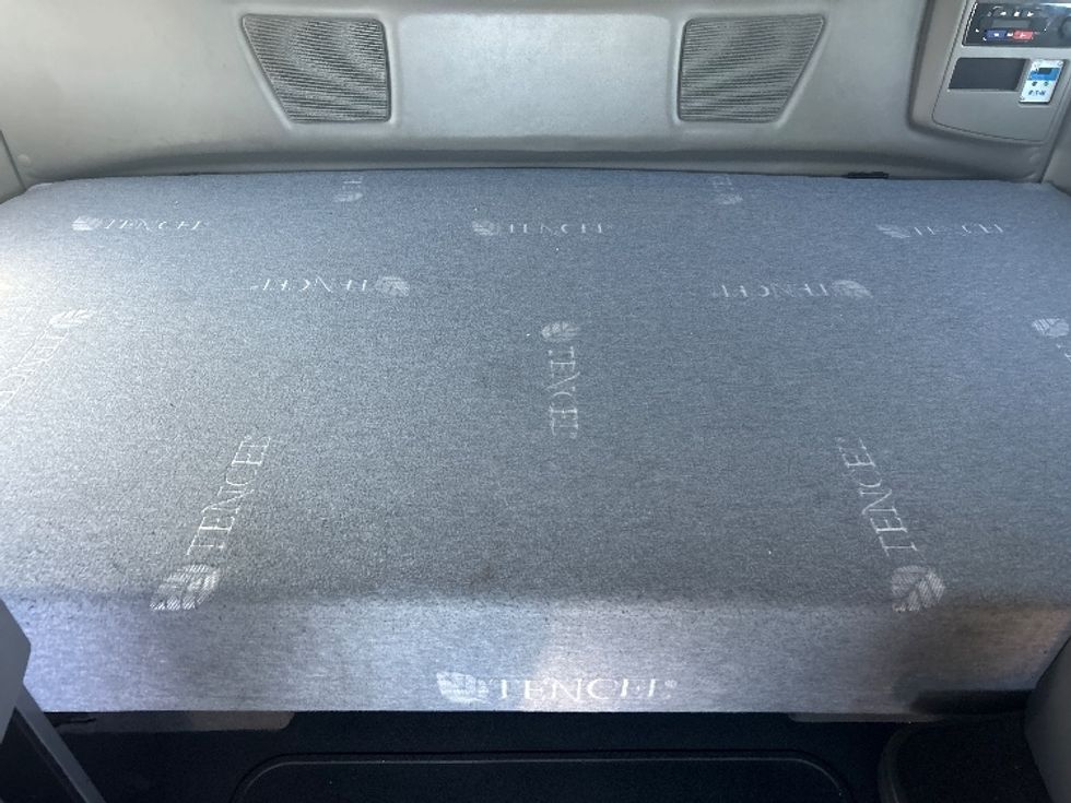 Sleeper Tractor-Heavy Duty Tractors-International-2021-LT625-El Paso-TX-744,213\n\t\tmiles-$ 33,250 - Image 17