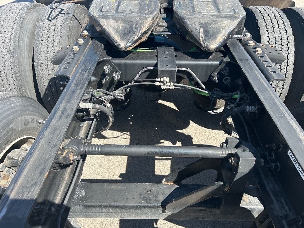 Sleeper Tractor-Heavy Duty Tractors-International-2021-LT625-El Paso-TX-744,213\n\t\tmiles-$ 33,250 - Image 6