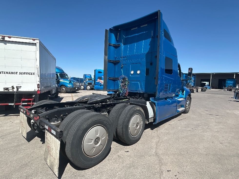 Sleeper Tractor-Heavy Duty Tractors-International-2021-LT625-El Paso-TX-744,213\n\t\tmiles-$ 33,250 - Image 7