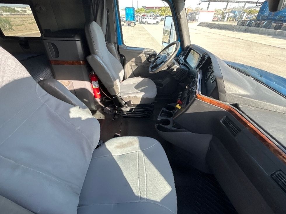 Sleeper Tractor-Heavy Duty Tractors-International-2021-LT625-El Paso-TX-745,312\n\t\tmiles-$ 30,750 - Image 15