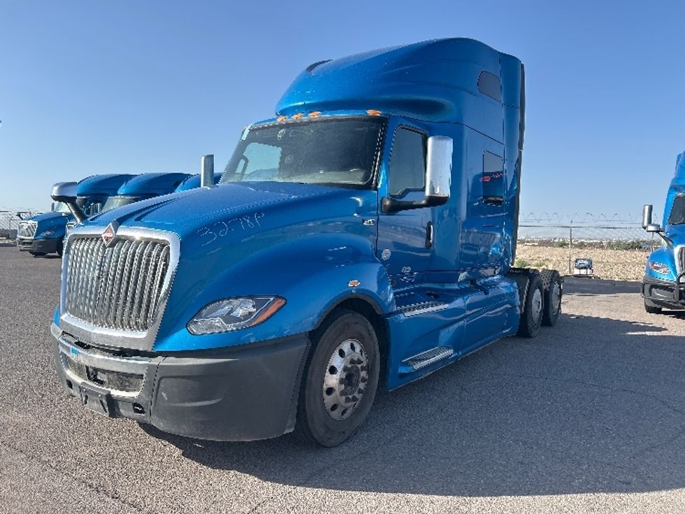 Sleeper Tractor-Heavy Duty Tractors-International-2021-LT625-El Paso-TX-745,312\n\t\tmiles-$ 30,750 - Image 3