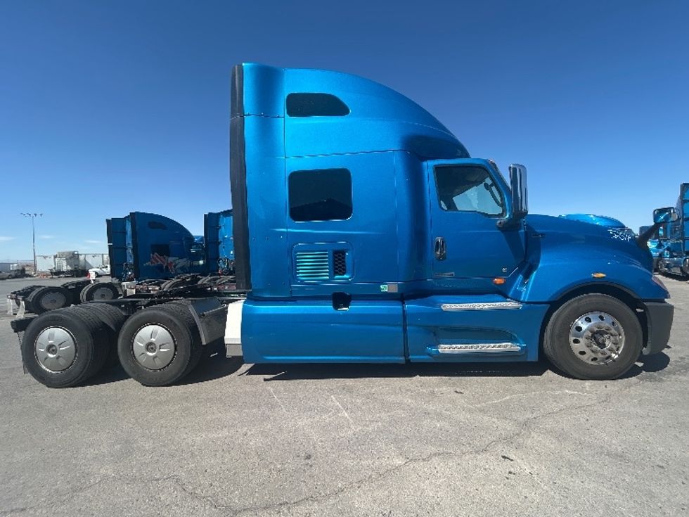 Sleeper Tractor-Heavy Duty Tractors-International-2021-LT625-El Paso-TX-748,092\n\t\tmiles-$ 33,250 - Image 8