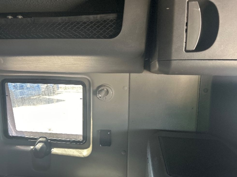 Sleeper Tractor-Heavy Duty Tractors-International-2021-LT625-El Paso-TX-748,305\n\t\tmiles-$ 32,500 - Image 18