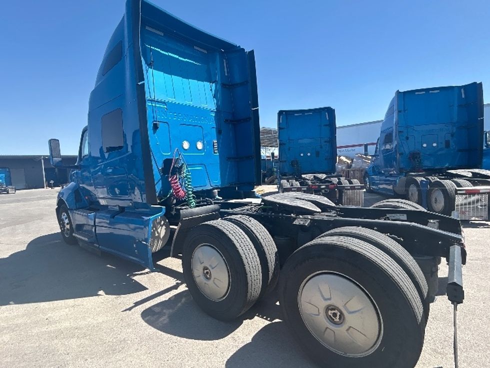 Sleeper Tractor-Heavy Duty Tractors-International-2021-LT625-El Paso-TX-749,124\n\t\tmiles-$ 29,250 - Image 5