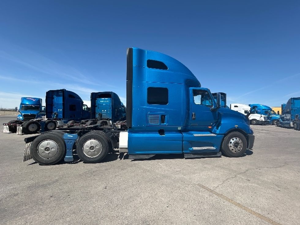 Sleeper Tractor-Heavy Duty Tractors-International-2021-LT625-El Paso-TX-749,124\n\t\tmiles-$ 29,250 - Image 8
