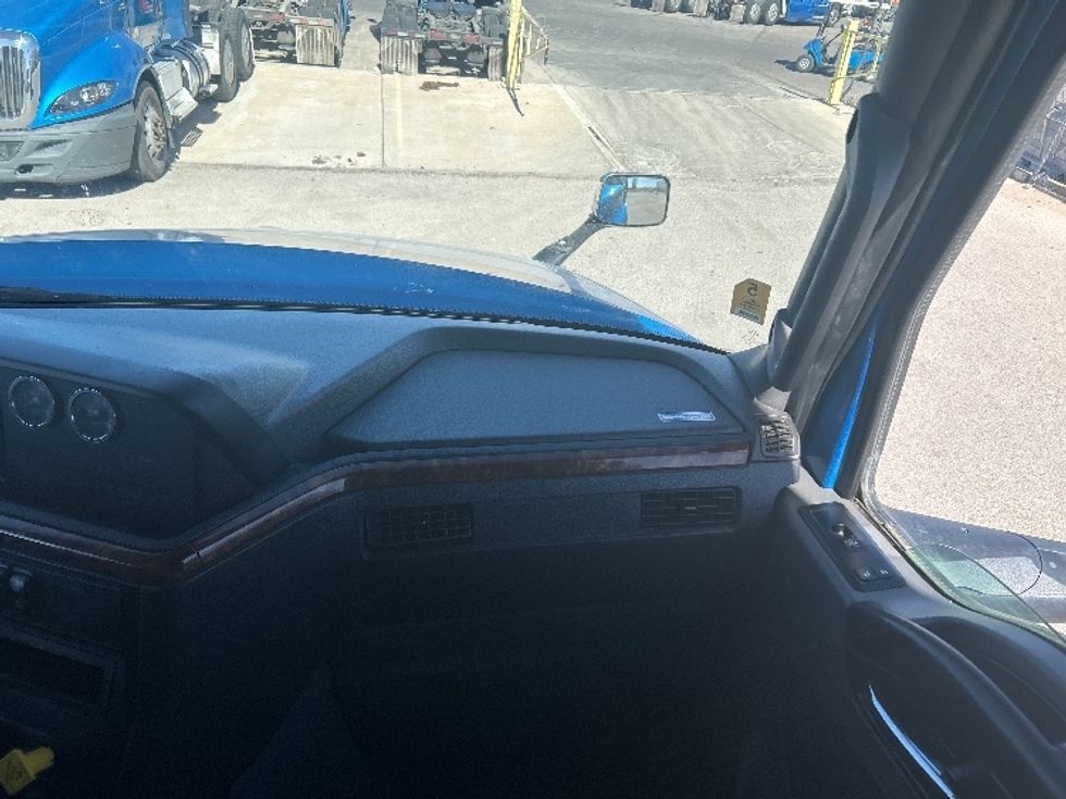 Sleeper Tractor-Heavy Duty Tractors-International-2021-LT625-El Paso-TX-749,506\n\t\tmiles-$ 27,750 - Image 14