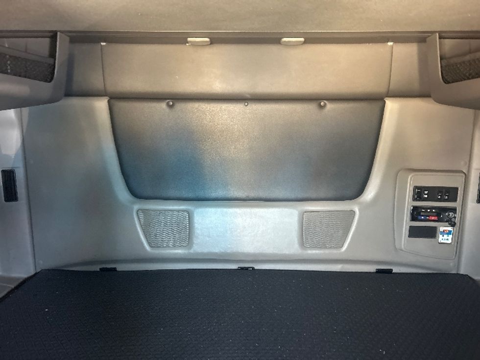 Sleeper Tractor-Heavy Duty Tractors-International-2021-LT625-El Paso-TX-749,506\n\t\tmiles-$ 27,750 - Image 16