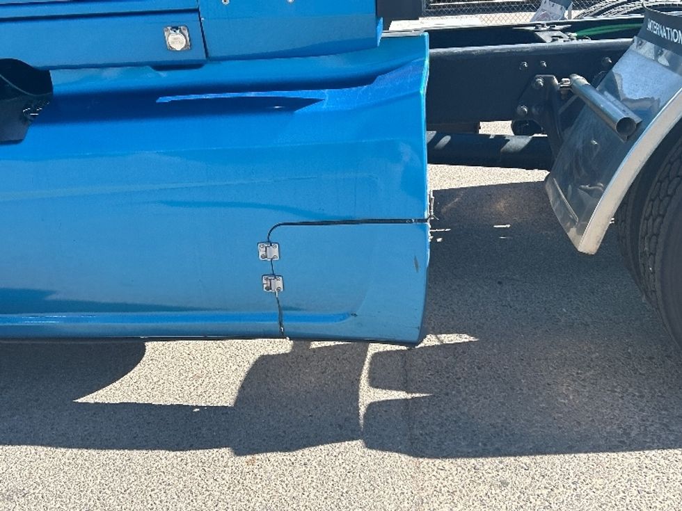 Sleeper Tractor-Heavy Duty Tractors-International-2021-LT625-El Paso-TX-749,506\n\t\tmiles-$ 27,750 - Image 22