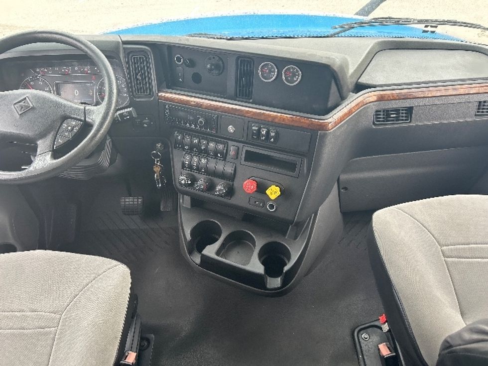 Sleeper Tractor-Heavy Duty Tractors-International-2021-LT625-El Paso-TX-752,242\n\t\tmiles-$ 30,750 - Image 12
