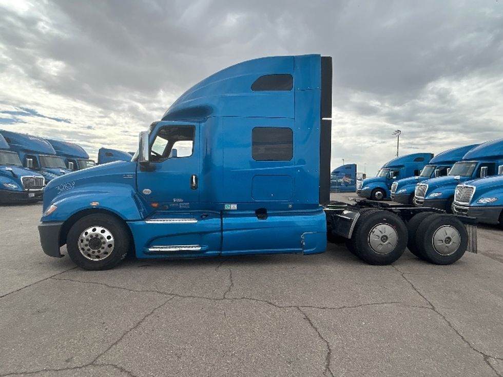 Sleeper Tractor-Heavy Duty Tractors-International-2021-LT625-El Paso-TX-752,242\n\t\tmiles-$ 30,750 - Image 4