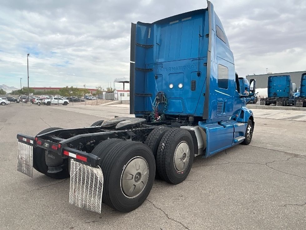 Sleeper Tractor-Heavy Duty Tractors-International-2021-LT625-El Paso-TX-752,242\n\t\tmiles-$ 30,750 - Image 7