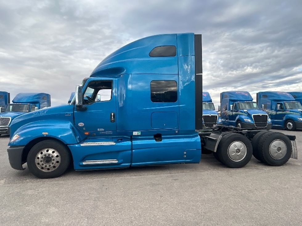 Sleeper Tractor-Heavy Duty Tractors-International-2021-LT625-El Paso-TX-754,348\n\t\tmiles-$ 29,250 - Image 4