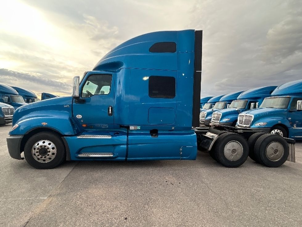 Sleeper Tractor-Heavy Duty Tractors-International-2021-LT625-El Paso-TX-754,680\n\t\tmiles-$ 30,750 - Image 4