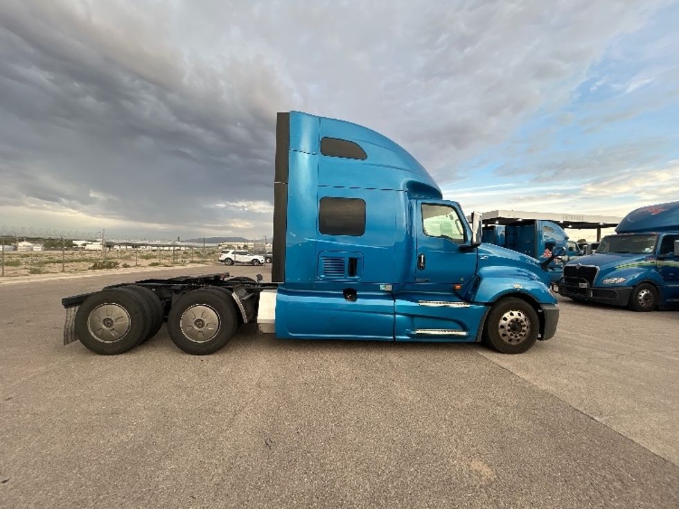Sleeper Tractor-Heavy Duty Tractors-International-2021-LT625-El Paso-TX-754,680\n\t\tmiles-$ 30,750 - Image 8
