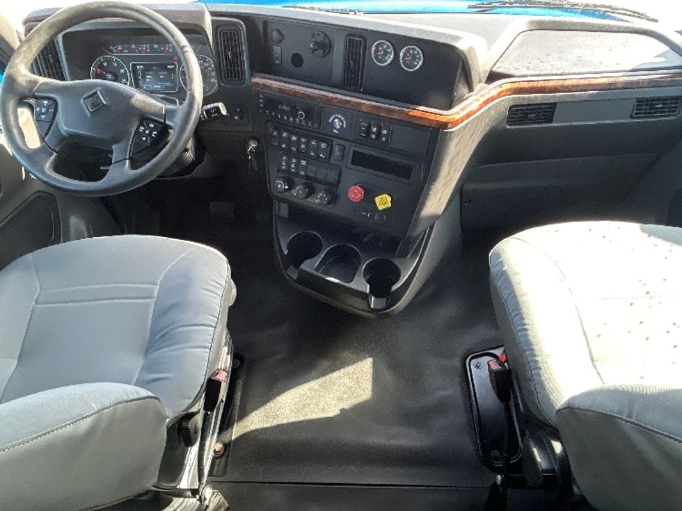 Sleeper Tractor-Heavy Duty Tractors-International-2021-LT625-El Paso-TX-757,430\n\t\tmiles-$ 30,750 - Image 12