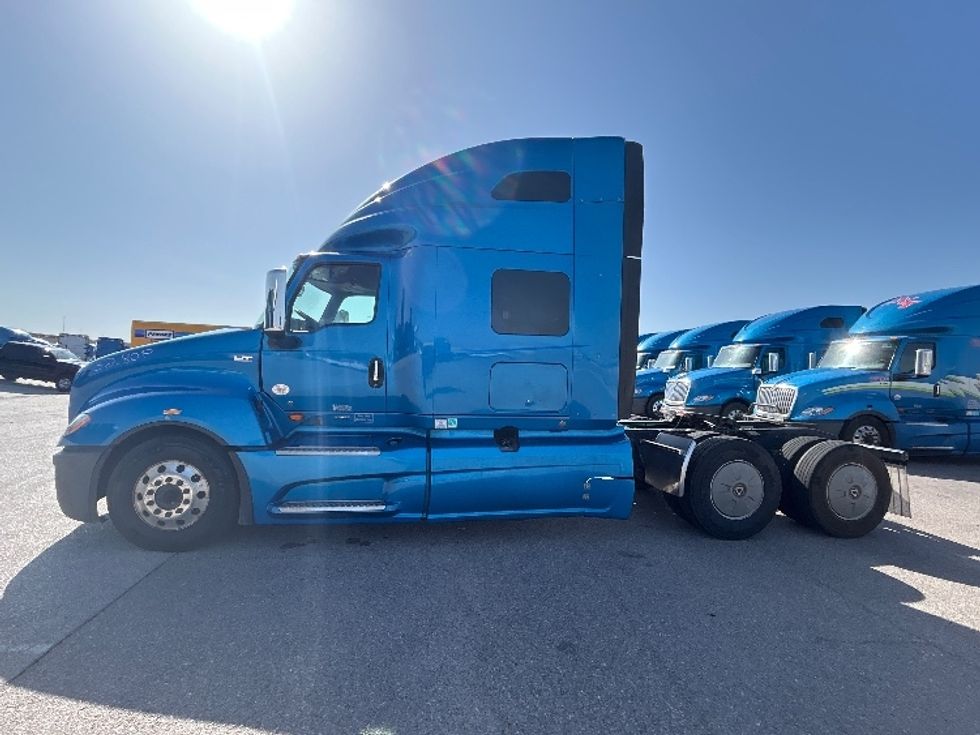 Sleeper Tractor-Heavy Duty Tractors-International-2021-LT625-El Paso-TX-757,430\n\t\tmiles-$ 30,750 - Image 4