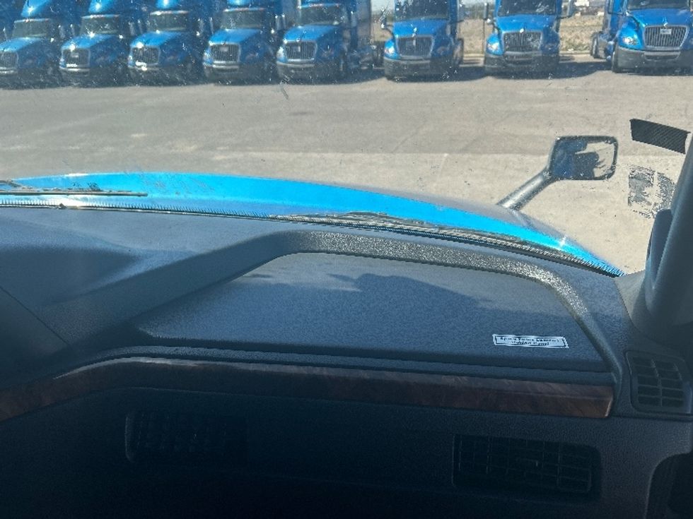 Sleeper Tractor-Heavy Duty Tractors-International-2021-LT625-El Paso-TX-758,677\n\t\tmiles-$ 30,750 - Image 14